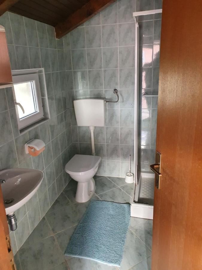 Apartmani Lovro Огулин Экстерьер фото