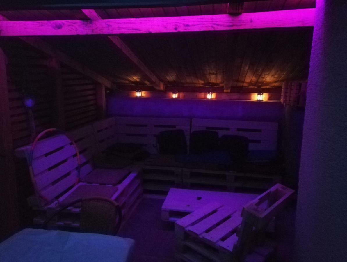 Apartmani Lovro Огулин Экстерьер фото